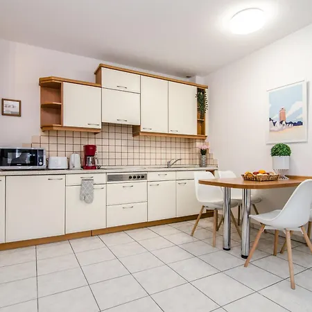 Daire Apartament Rosa W Kolobrzegu Przy Latarni *